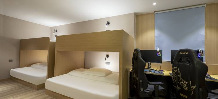 爱电竞酒店(观前街察院场地铁站店)图片