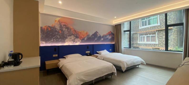 归去来轻居图片