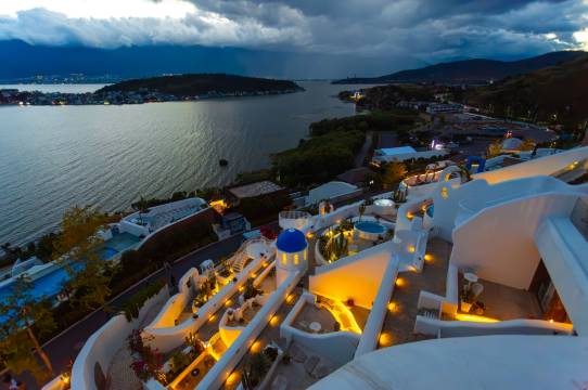 大理圣托里尼·云上天籁海景度假酒店(洱海理想邦店)图片