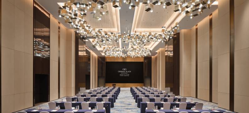 呼和浩特中心皇冠假日酒店图片