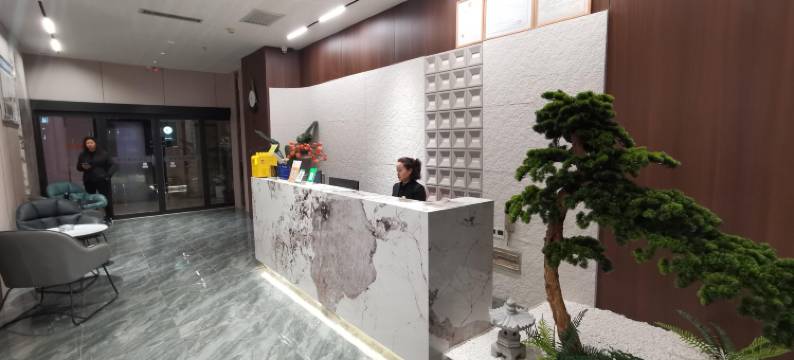 延安多彩精选酒店图片