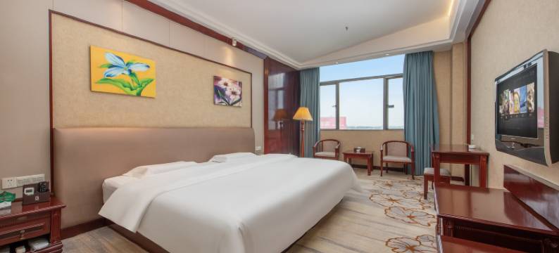 盈栢酒店(佛山创意产业园中国陶瓷城店)图片