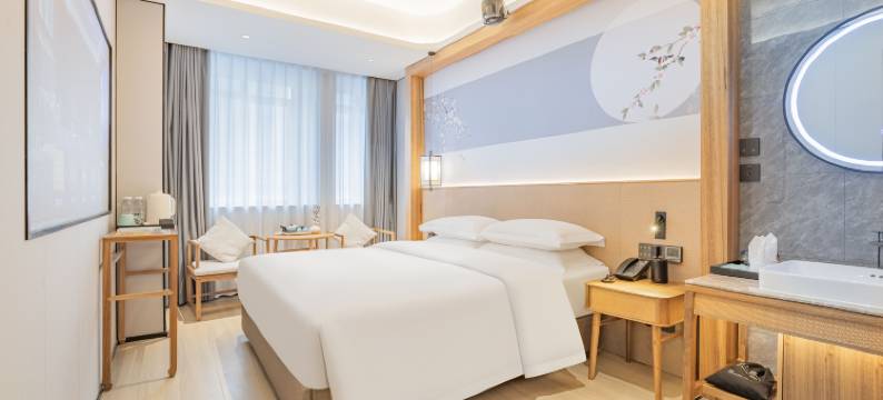 陌上轻雅酒店(武汉汉口火车站万科广场店)图片