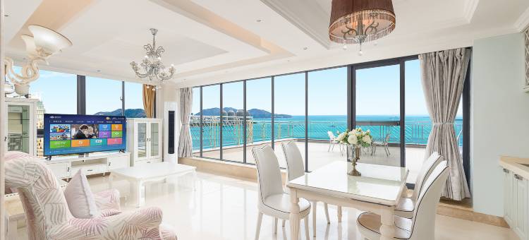 三亚湾云居观海海景公寓 (椰梦长廊海月广场店)图片