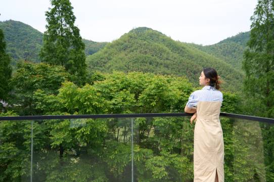 莫干山氧森·YANGSEN夏日滑梯泳池度假民宿图片