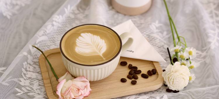 木玖居亲子园林咖啡莫奈花园HolidayVilla度假美宿(青岩古镇店)图片