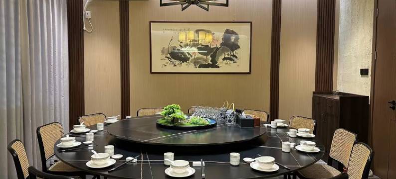 旅季·口袋峡谷影音民宿(西街店)图片