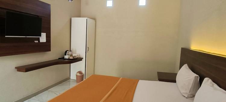 班登岸海滩酒店爪哇2号(Bandengan Beach Hotel Jepara 2)图片