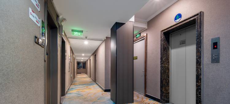 橙谊精选酒店(武汉武昌火车站黄鹤楼店)图片