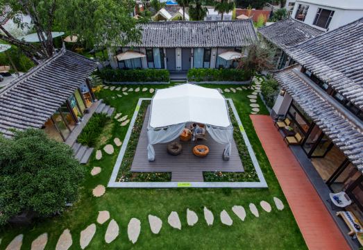 清溪·有风丨Villa Holiday精品花园民宿（丽江店）外景图