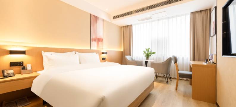 金岭西岸酒店(绵阳中华大熊猫苑游客中心店)图片