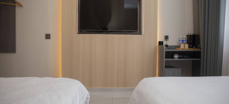 荥阳佳轩精选酒店图片