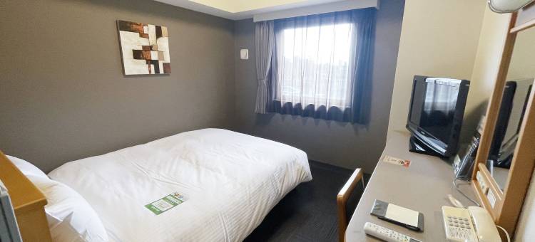 露樱酒店燕三条站前店(Hotel Route-Inn Tsubamesanjo Ekimae)图片