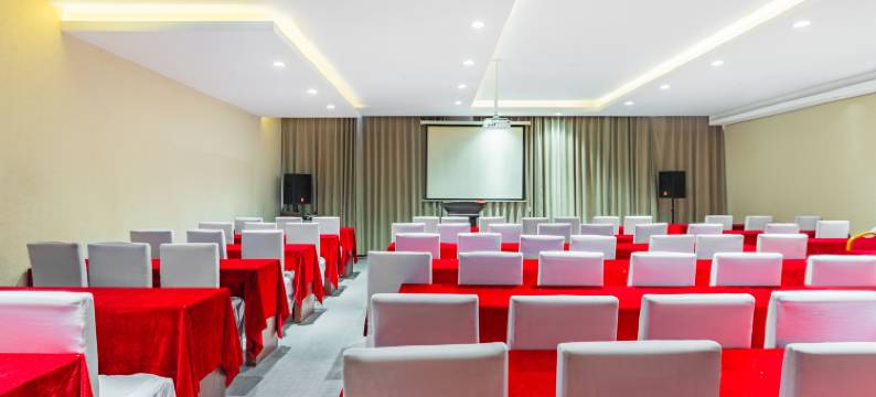 泉龙酒店(阜阳市中心汽车北站店)图片