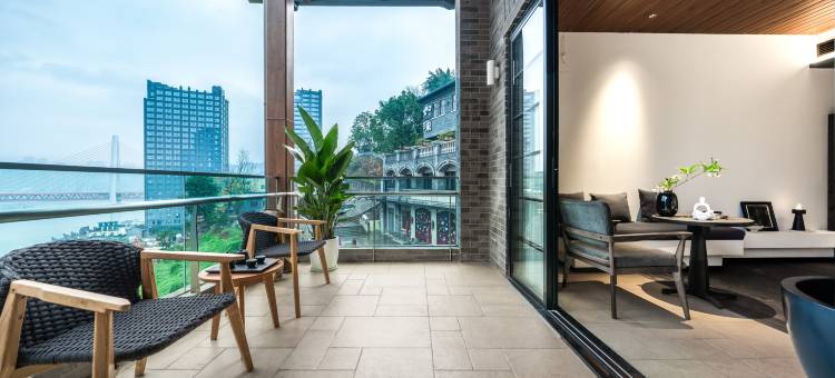 SFEEL设计师酒店(重庆南滨路下浩公交站店)图片