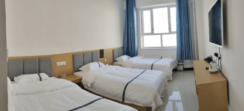 乌恰居祥商务宾馆(乌恰客运站店)图片