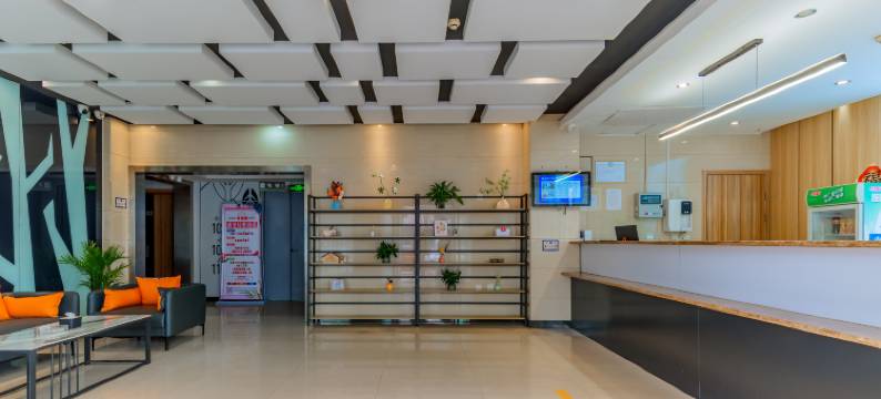 Hotel遇见轻奢酒店(徐水二中火车站店)图片