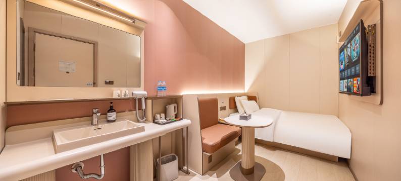 华金酒店(西宁火车站店)图片