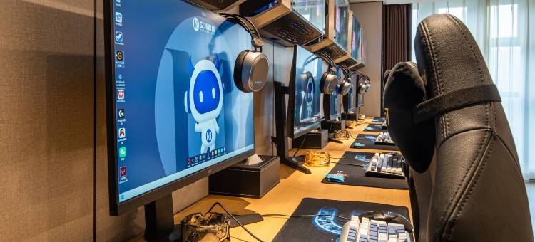 艾特摩高电竞酒店(重庆北站狮子坪店)图片