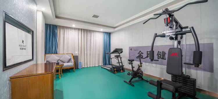 丽呈睿轩酒店(吐鲁番鄯善新城夜市侏罗纪博物馆店)图片