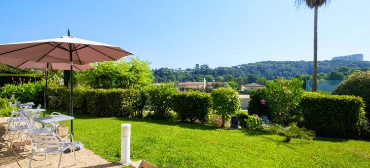 维伦纽夫卢贝村B&B酒店(B&B Hotel Villeneuve Loubet Village)图片