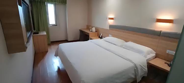 哆来咪美宿(绿岛湖地铁站店)图片