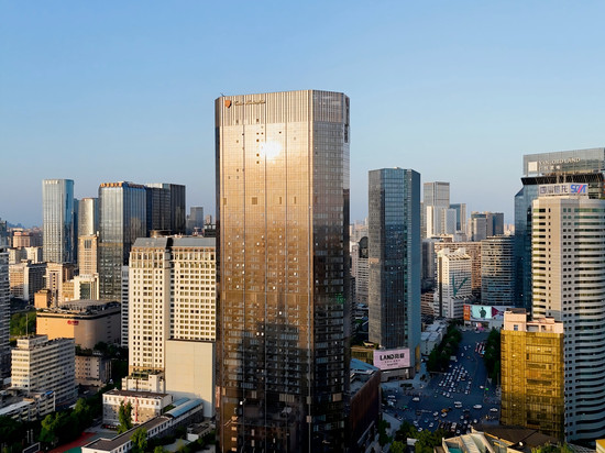 亚善天籁S高空酒店(成都春熙路天府广场店)