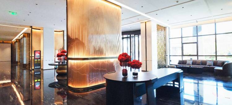 蓝溪国际酒店(荣盛华府店)图片