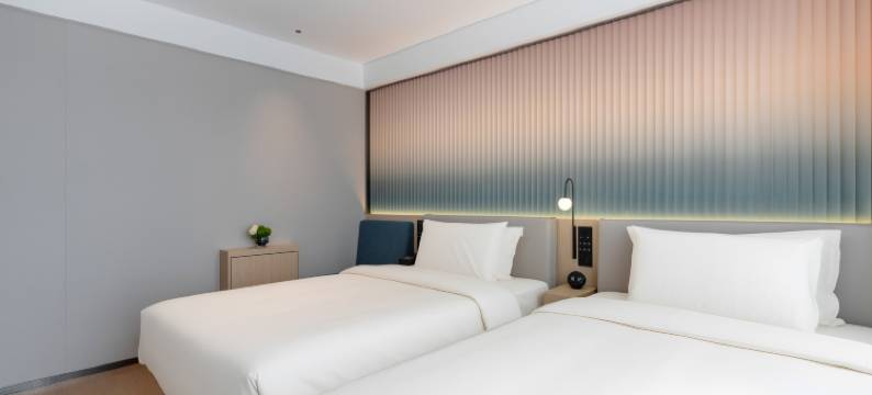 广州上下九步行街华林寺地铁站CYBO君亭尚品酒店图片