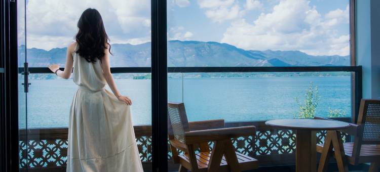 泸沽湖望舒·牧湖酒店图片