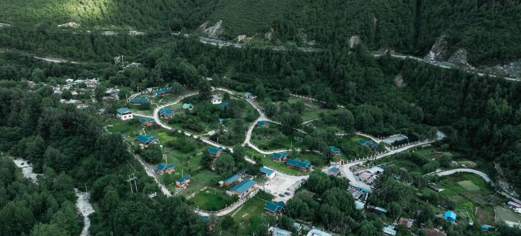 隐世山居酒店图片