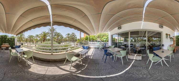 阿利坎特康铂酒店(Travelodge Alicante Puerto)图片