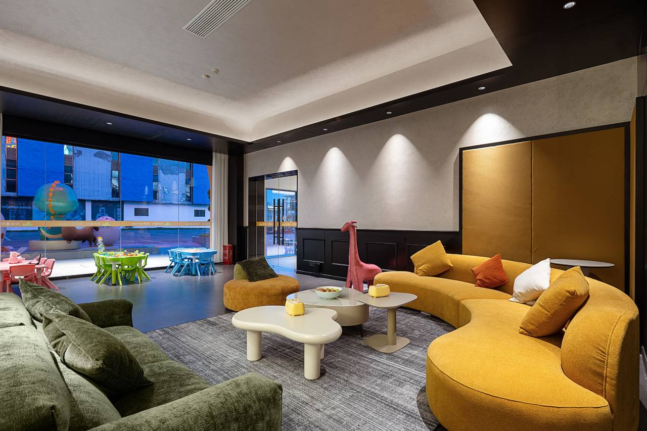 恐龙很忙假日酒店(自贡方特恐龙王国店)图片