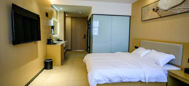 云闪住未来宾馆(太湖汽车城店)图片