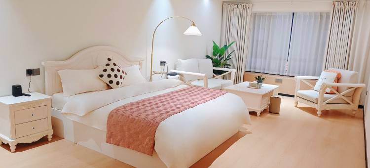 锦辰轻奢民宿(贵阳长江路地铁站店)图片