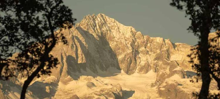 桃花坞•丽江雪山秘境野奢度假酒店图片