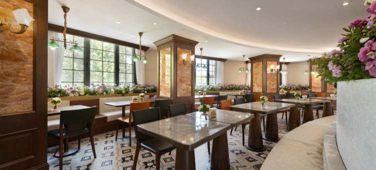 时光漫步S酒店(天津火车站津湾广场店)图片