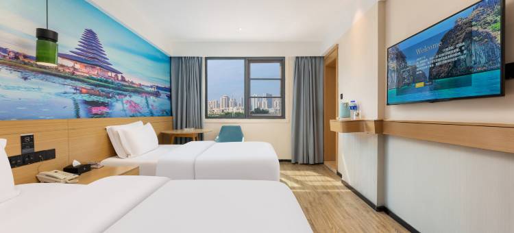 竞悦电竞民宿(孝感湖北工程学院店)图片