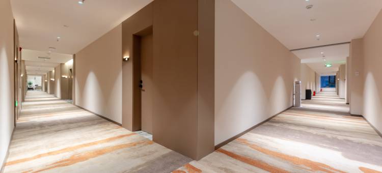 铂悦酒店(太原市尖草坪区草坪一中店)图片