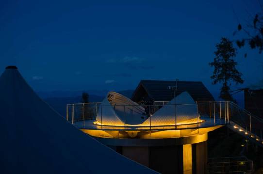 普洱倚象山营地暨半山酒店图片