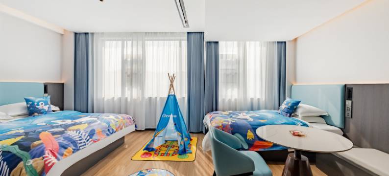 铂莱智能酒店(德庆龙母大街店)图片