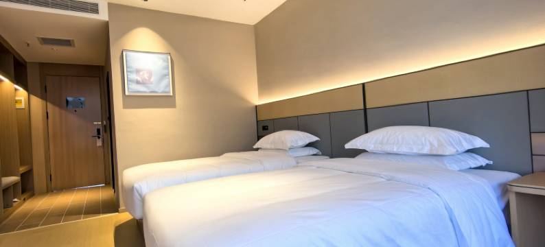 民乐栖悦酒店图片