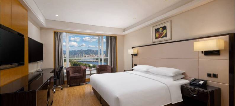 青岛紫玥雅高铂尔曼酒店图片