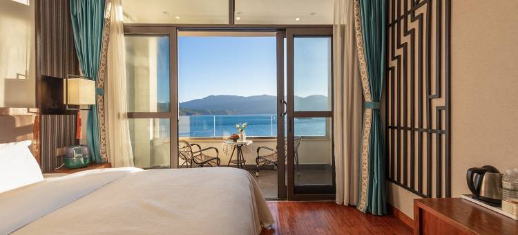 泸沽湖云上度假酒店(达祖情人滩店)图片