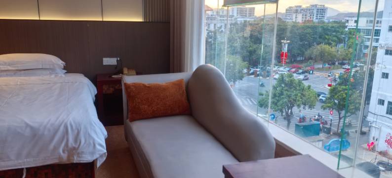 米兰春天酒店图片