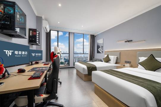 TNT电竞酒店(南宁火车站广西大学店)