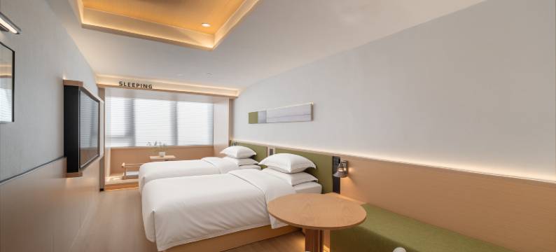 SFEEL设计师酒店(武汉江汉路步行街汉口江滩店)图片