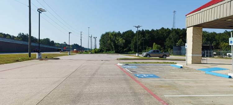 Champion Inn Motel by OYO Hwy 59 Shepherd图片