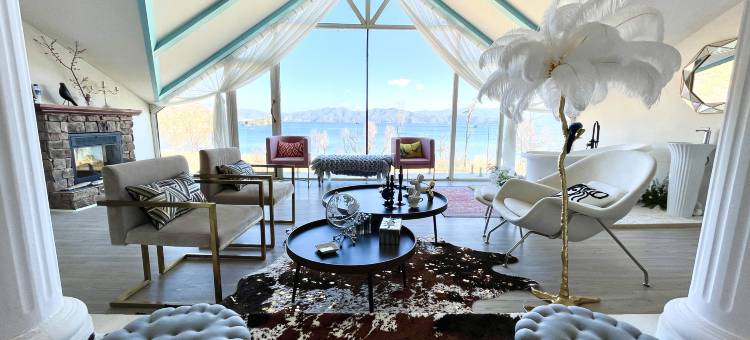 看云去·湖景度假庄园(泸沽湖格姆女神山索道店)图片