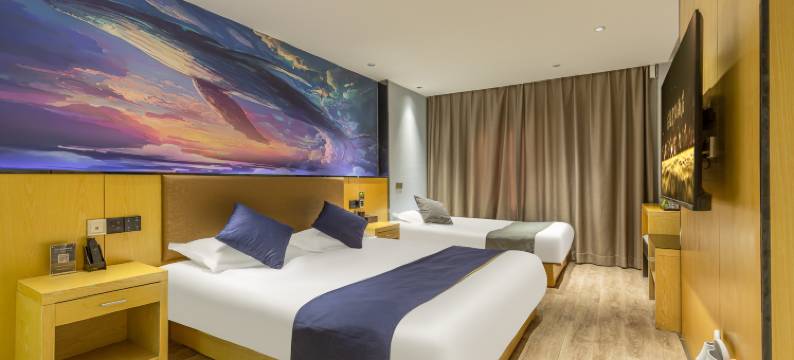 灰鲸智能酒店(泰州万达店)图片